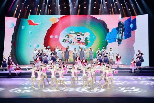 这场年度show有20万人次关注,好看在哪里