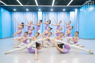 话题丨为什么都要孩子从小去练舞